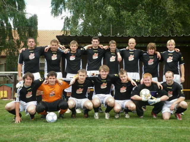 11-fotbal-06-25-vyroci776