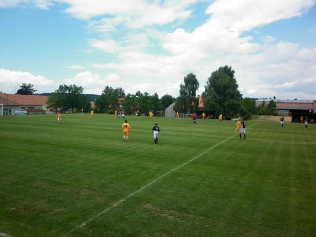 11-fotbal-06-25-vyroci785