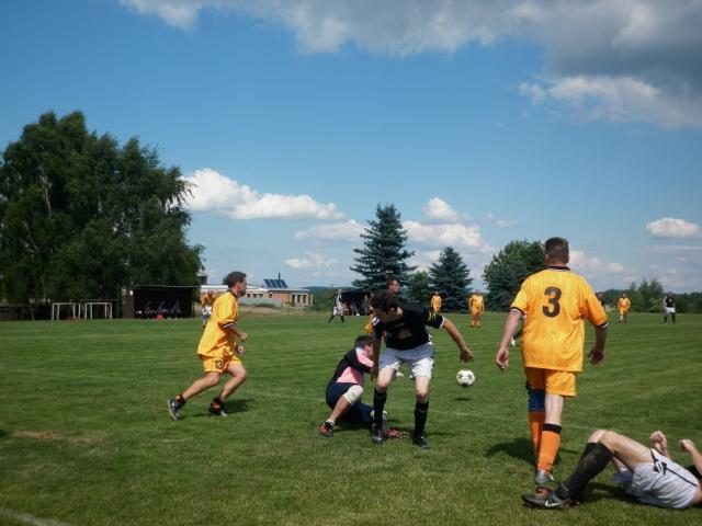 11-fotbal-06-25-vyroci791