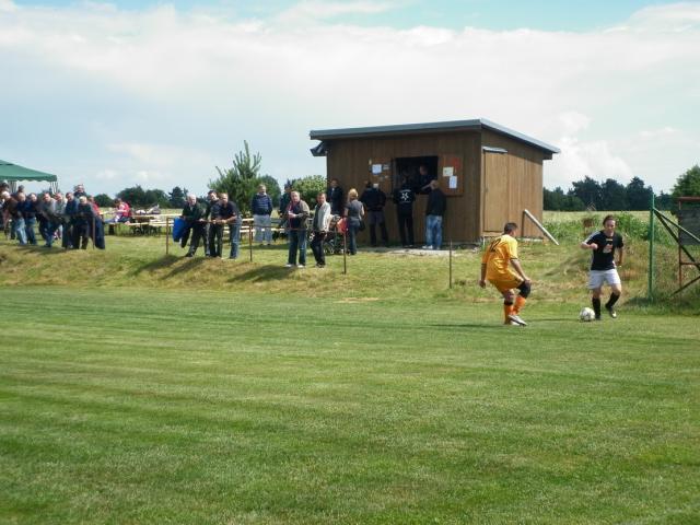 11-fotbal-06-25-vyroci792