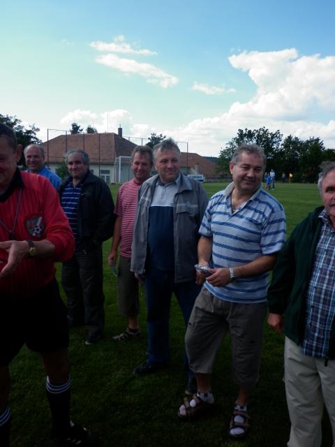 11-fotbal-06-25-vyroci813