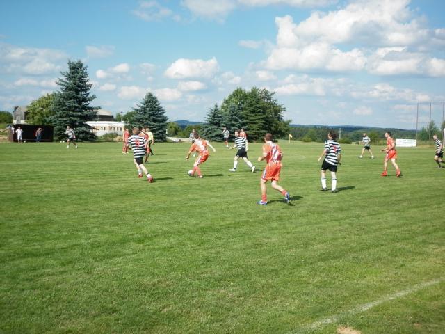 11-fotbal-06-25-vyroci825