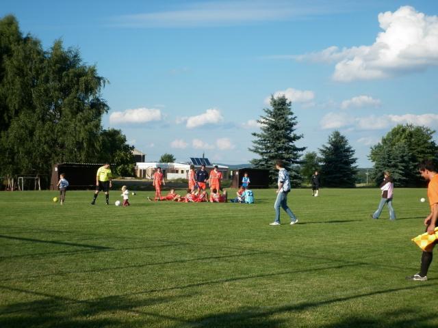 11-fotbal-06-25-vyroci829