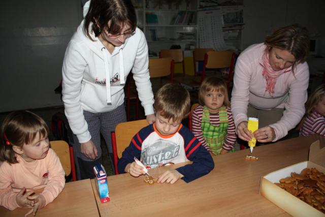 11-peceni_pernicku_0106